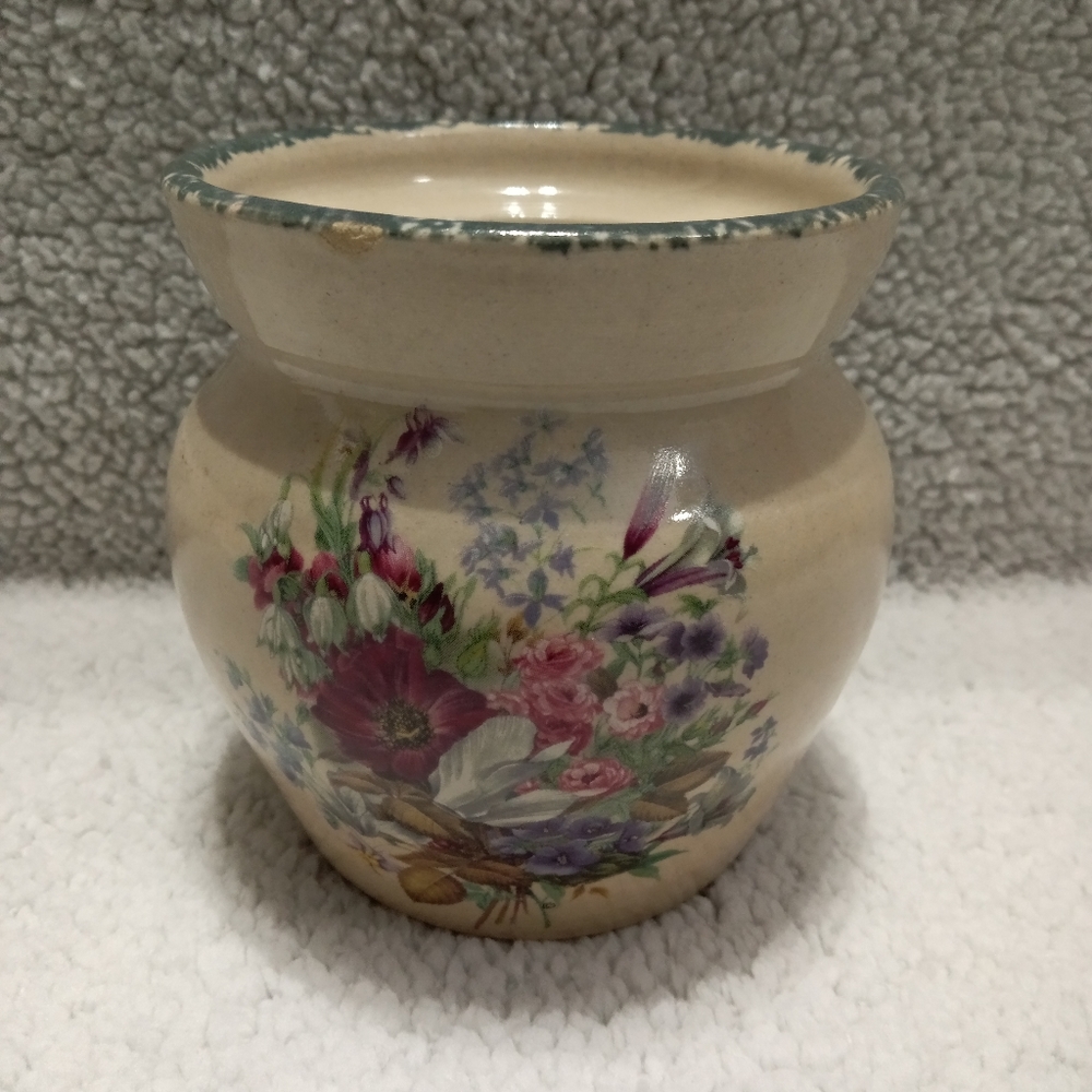 Home and garden party floral painted ceramic vase